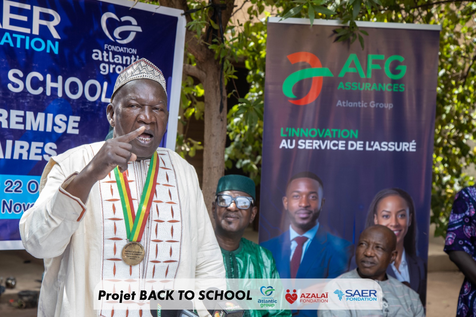 Cérémonie de remise de kits scolaires à 200 élèves brillants issus de Familles modestes.