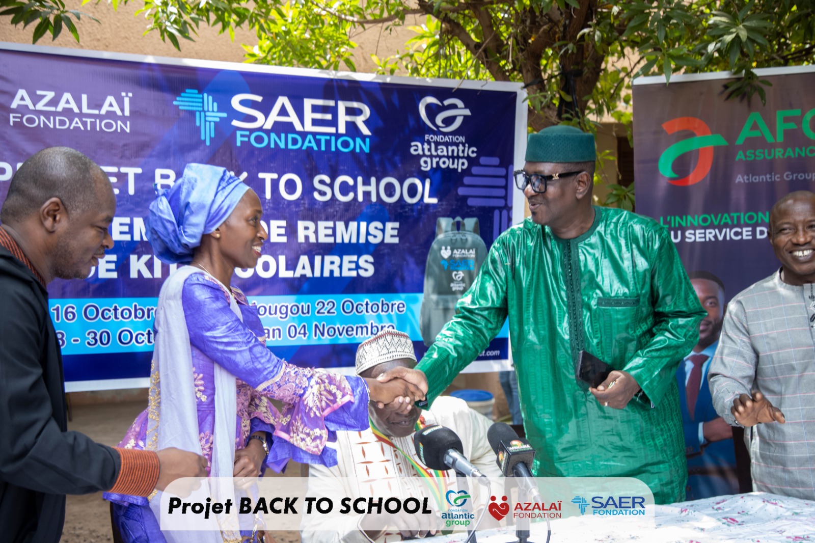 Cérémonie de remise de kits scolaires à 200 élèves brillants issus de Familles modestes.