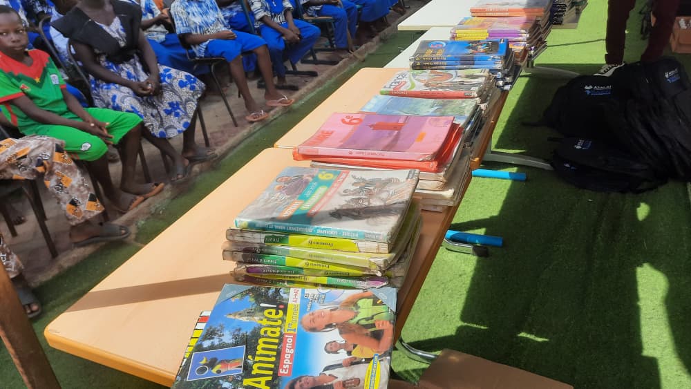 Cérémonie de remise de kits scolaires a l'école " BANGRÉ NOOMA du village de SAG-NIONIOGO